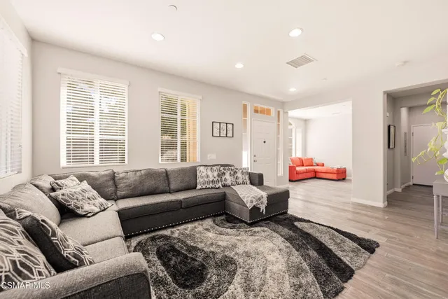 $750,000 | 2964 Camelita Way, Unit C, Simi Valley, CA 93063