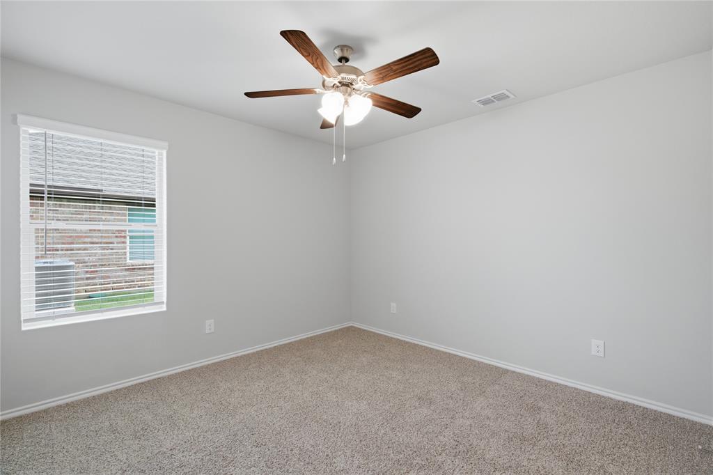 312 Blanco Drive Azle, TX 76020 - Photo 16 of 31