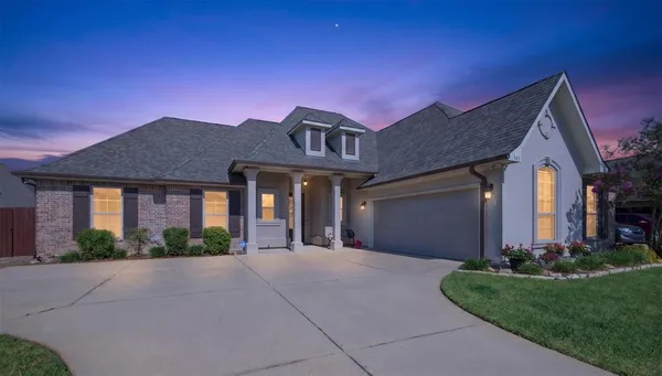 $298,900 | 343 Camelback Drive, Bossier City, LA 71111