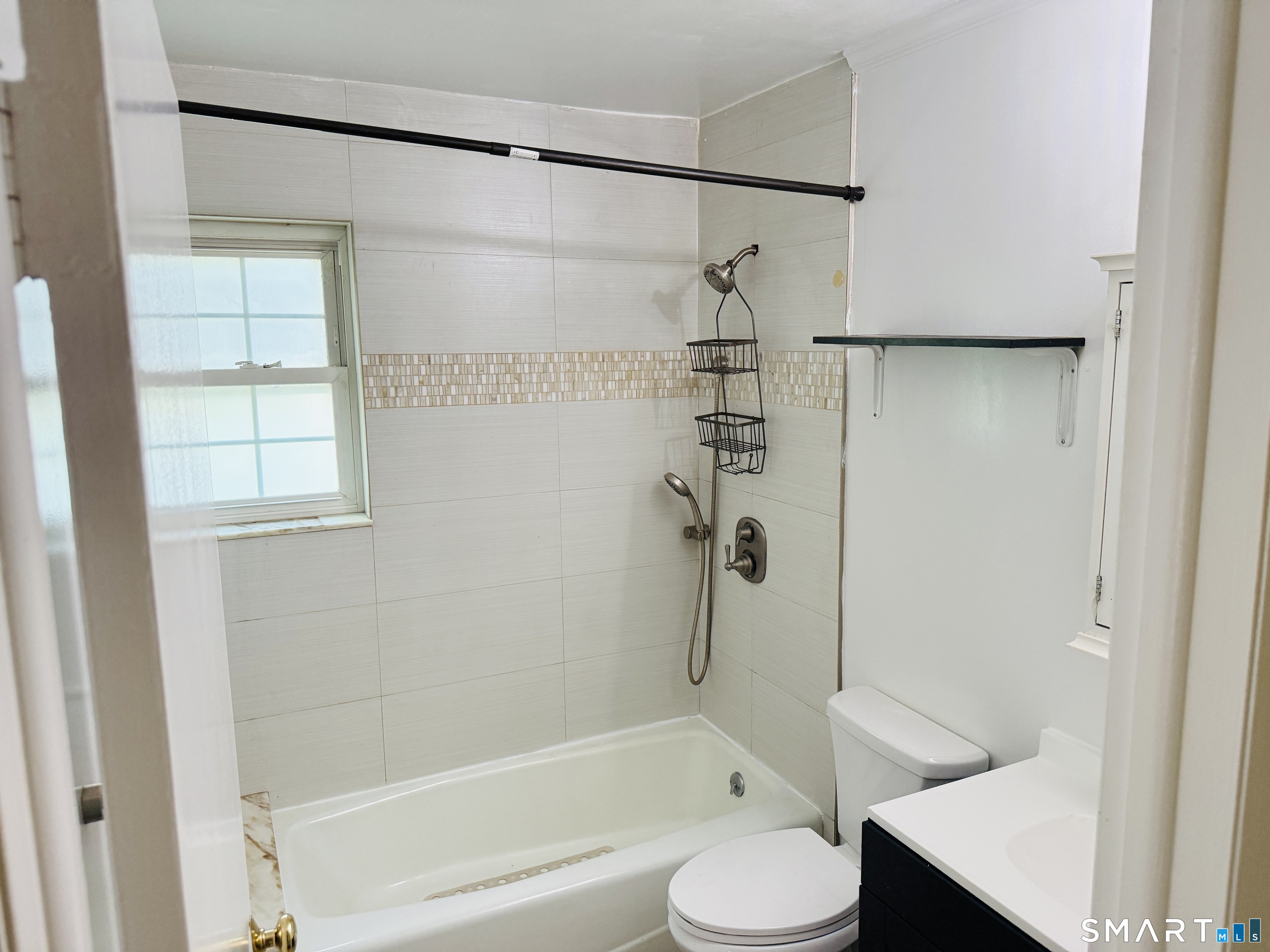 11 Belltown Road, Unit 1 Stamford, CT 06905 - Photo 7 of 11