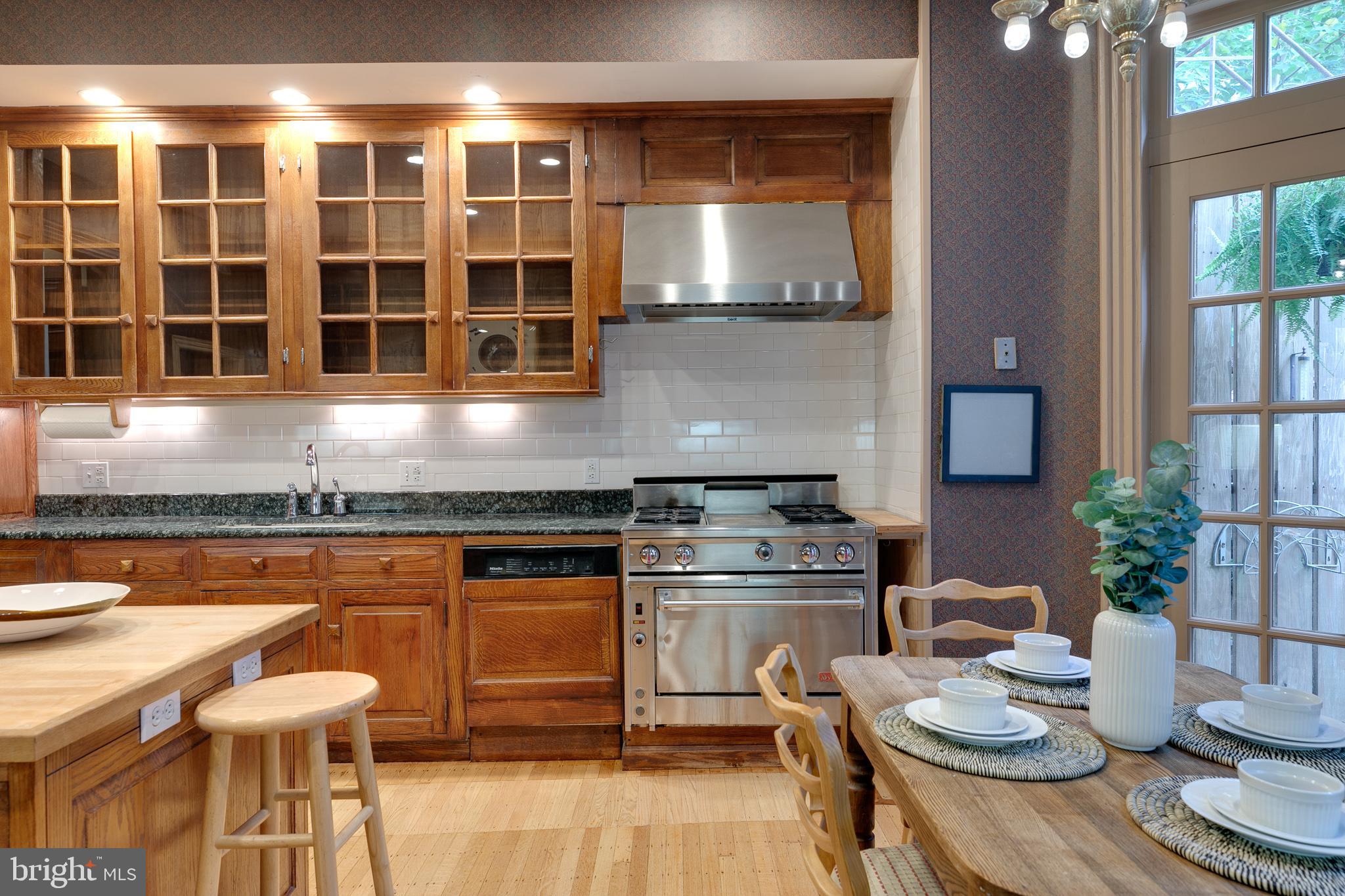 2121 Spruce Street Philadelphia, PA 19103 - Photo 17 of 59