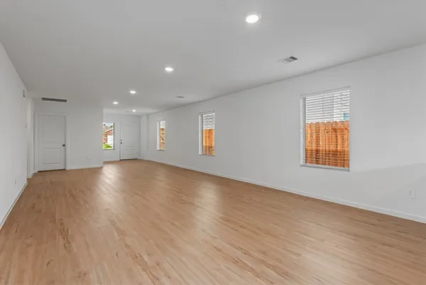 $1,700 | 1525 San Sebastien Drive, Conroe, TX 77301