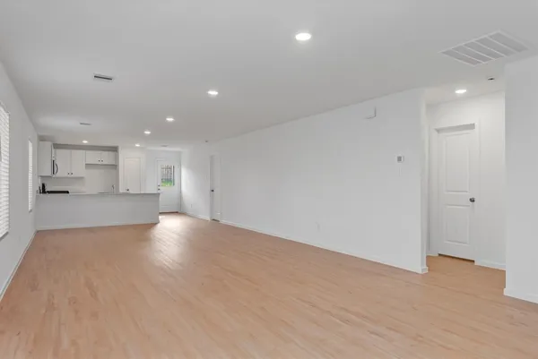 $1,700 | 1525 San Sebastien Drive, Conroe, TX 77301