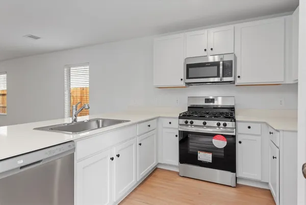 $1,700 | 1525 San Sebastien Drive, Conroe, TX 77301