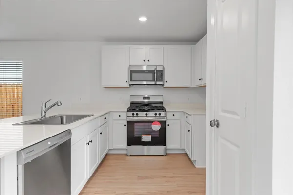 $1,700 | 1525 San Sebastien Drive, Conroe, TX 77301