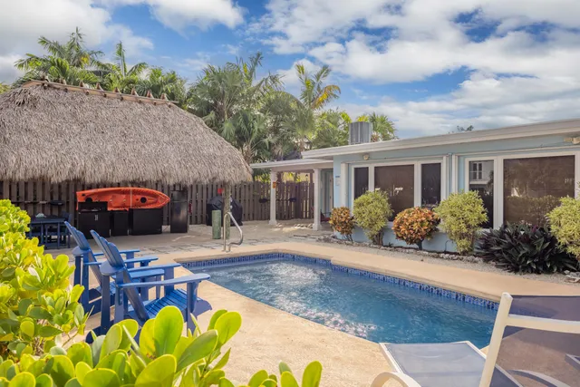 $1,199,000 | 2266 Dolphin Drive, Marathon, FL 33050