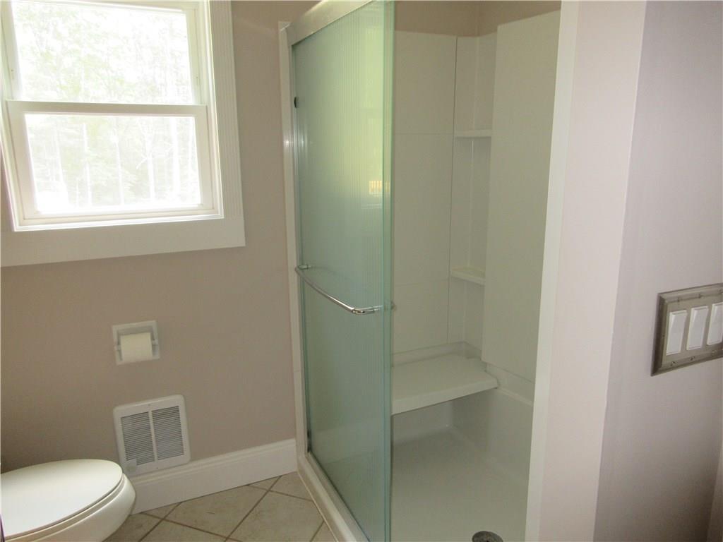 118 Ripley Hill Road Sabattus, ME 04280 - Photo 23 of 35 Level 1 shower