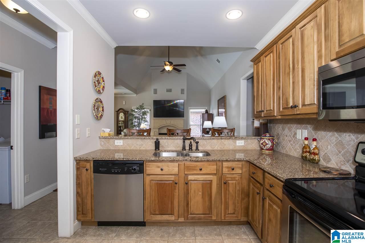 408 Ballantrae Road Pelham, AL 35124 - Photo 10 of 29