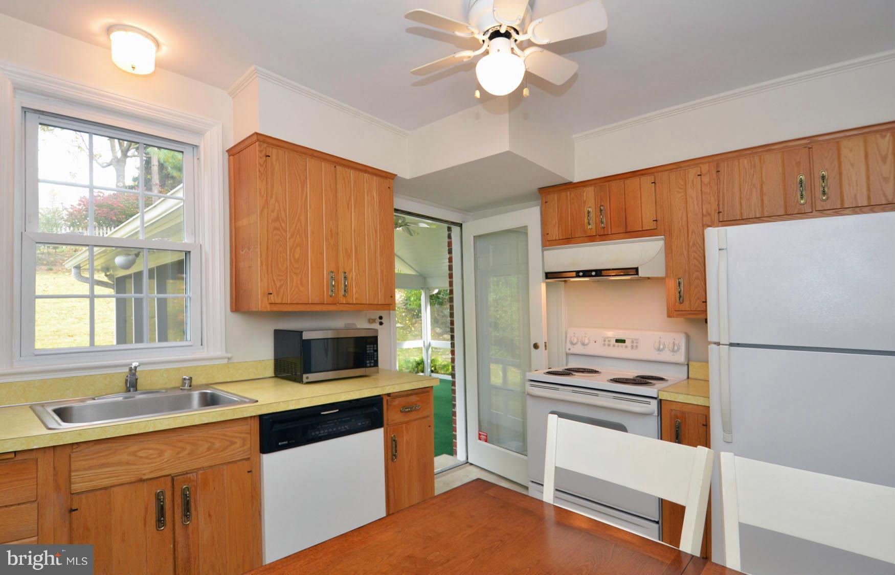 5919 Gloster Road Bethesda, MD 20816 - Photo 14 of 30 Kitchen