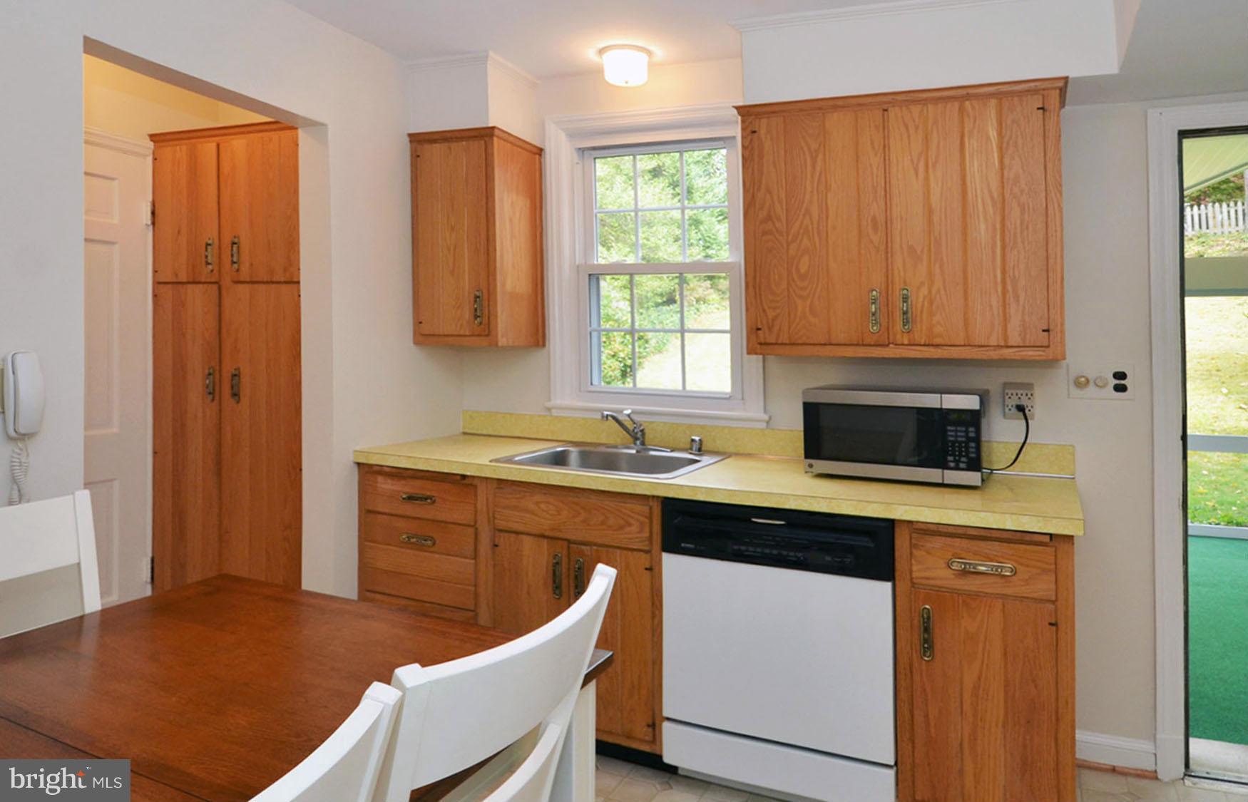 5919 Gloster Road Bethesda, MD 20816 - Photo 15 of 30 Kitchen