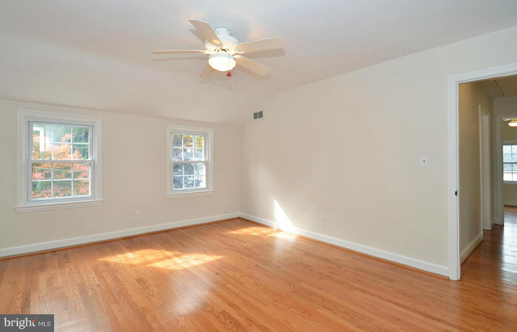 5919 Gloster Road Bethesda, MD 20816 - Photo 26 of 30 Bedroom (Master)