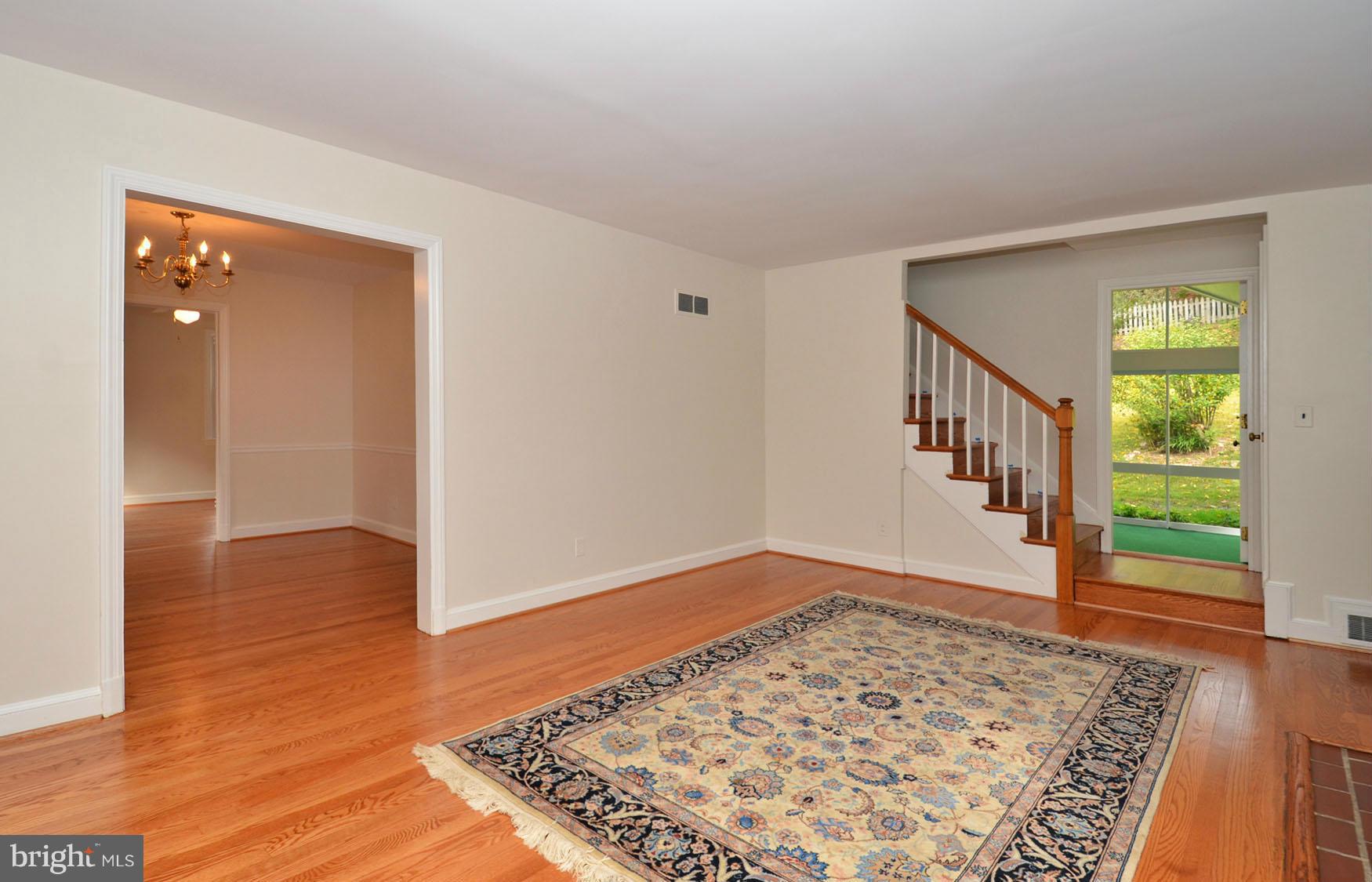 5919 Gloster Road Bethesda, MD 20816 - Photo 7 of 30 Living Room