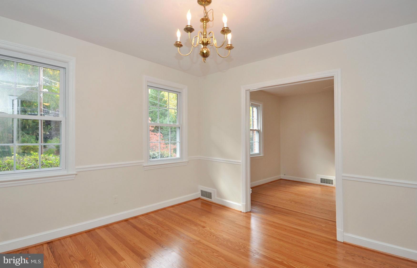 5919 Gloster Road Bethesda, MD 20816 - Photo 9 of 30 Dining Room