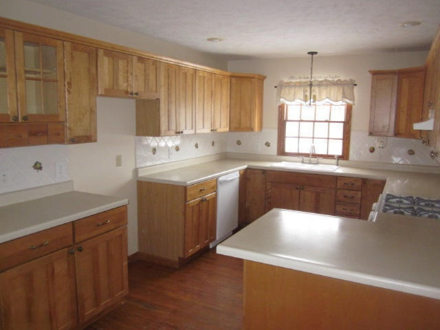 1904 Buehler Road Hastings, MI 49058 - Photo 9 of 25 Kitchen 2