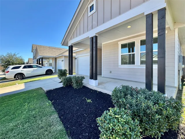 $1,895 | 320 La Escalera Drive, Leander, TX 78641