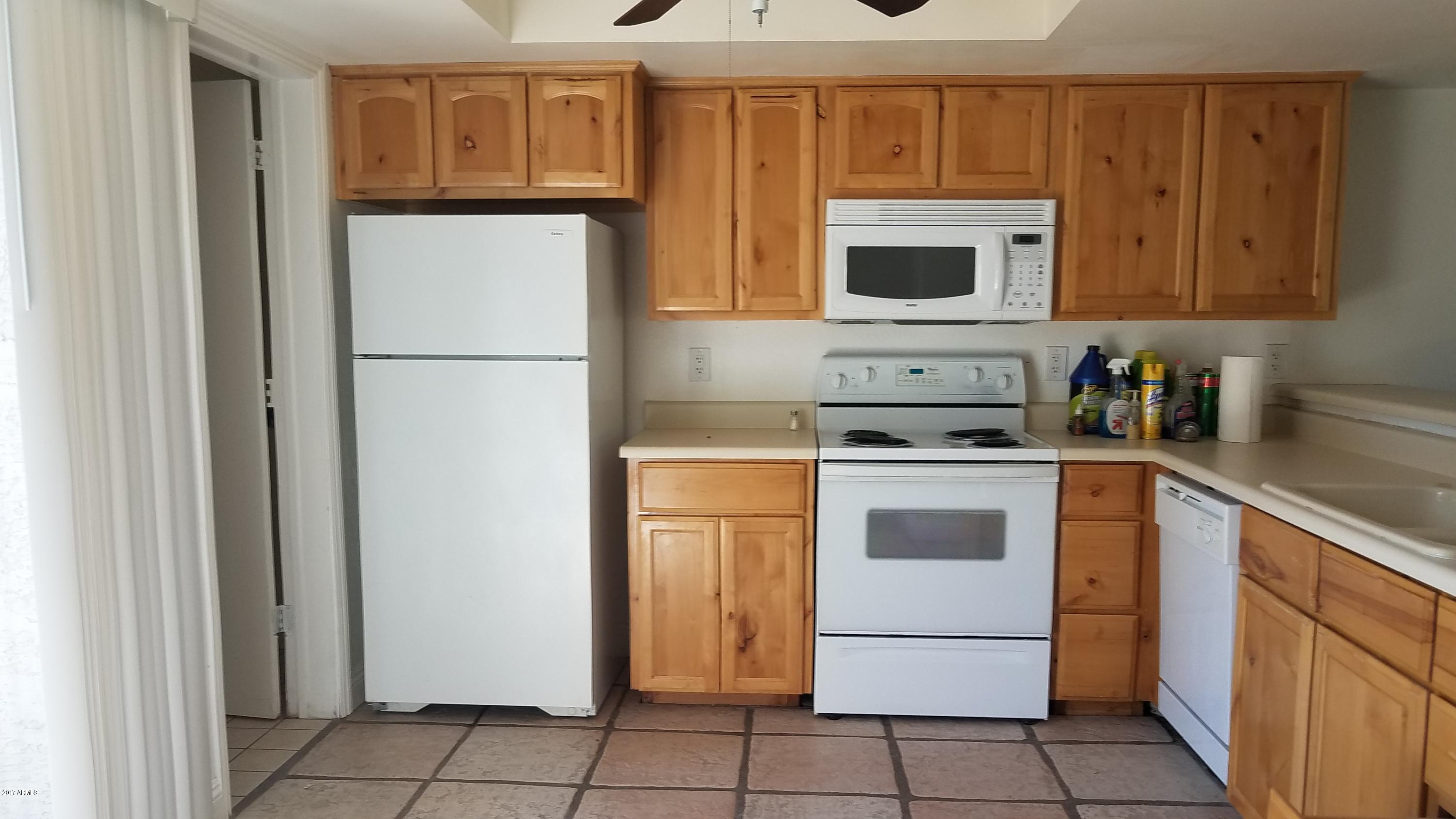 19601 North 7th Street, Unit 1049 Phoenix, AZ 85024 - Photo 8 of 26 20170706_094859
