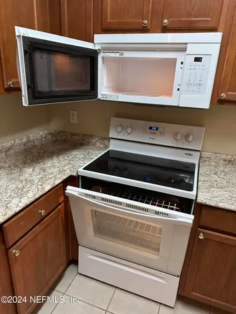 $1,665 | 8550 Touchton Road, Unit 1323, Jacksonville, FL 32216