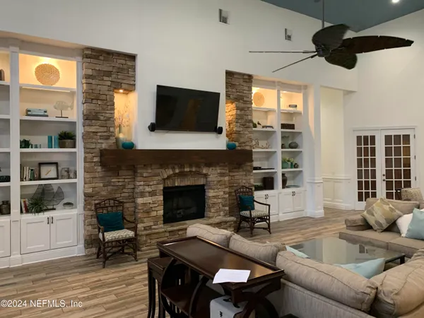 $1,665 | 8550 Touchton Road, Unit 1323, Jacksonville, FL 32216