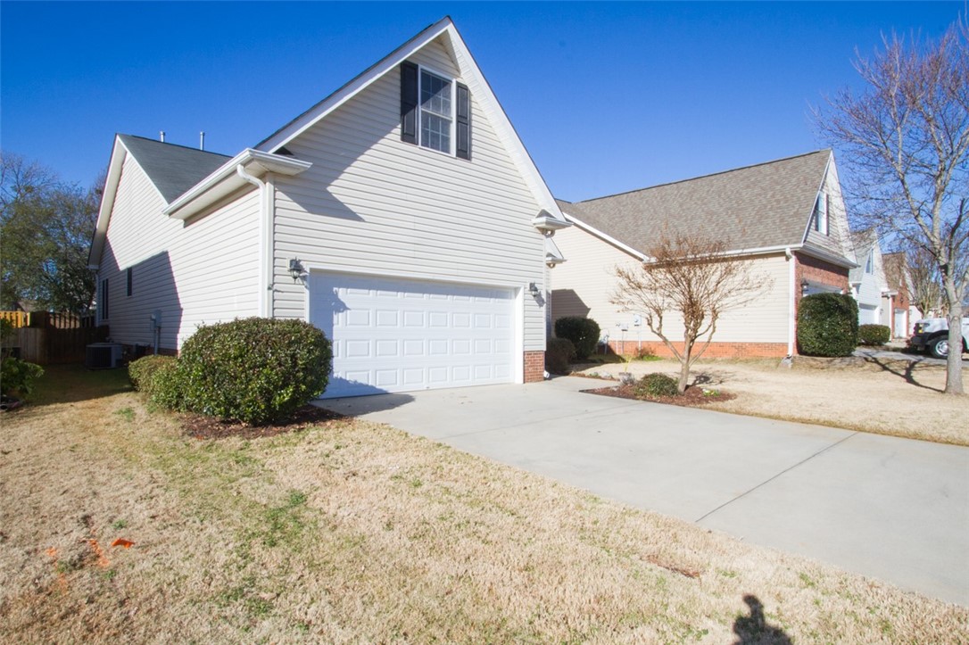 115 Elliott Circle Anderson, SC 29621 - Photo 3 of 30 Gallery Image 3