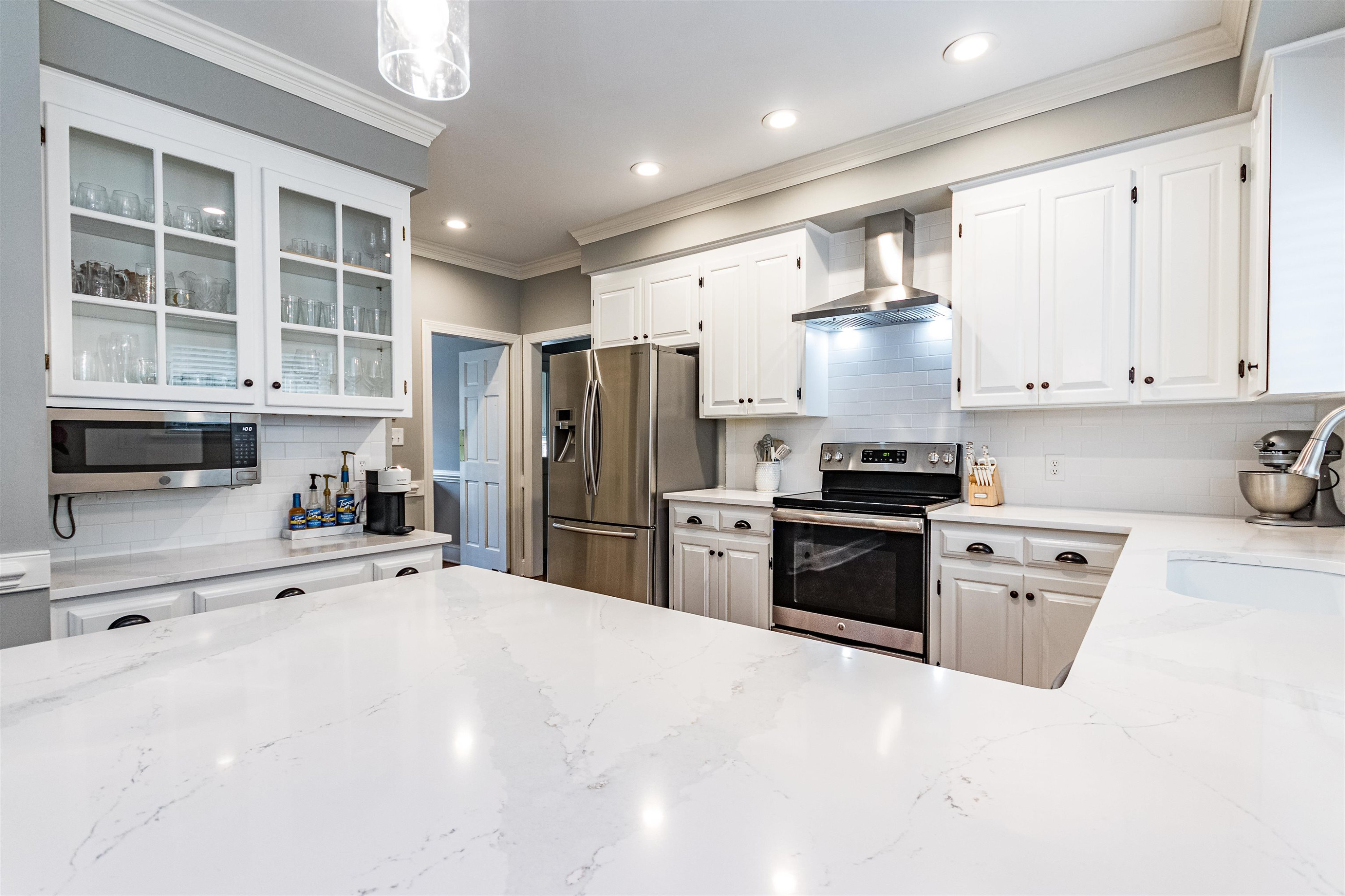2528 Harptree Court Raleigh, NC 27613 - Photo 7 of 34 Kitchen