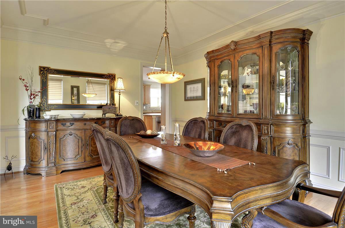 8200 Brink Road Gaithersburg, MD 20882 - Photo 9 of 30 Dining Room