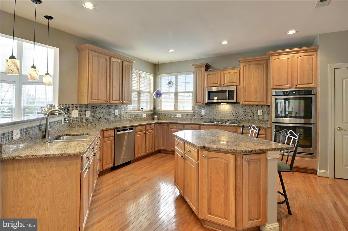 8200 Brink Road Gaithersburg, MD 20882 - Photo 10 of 30 Kitchen