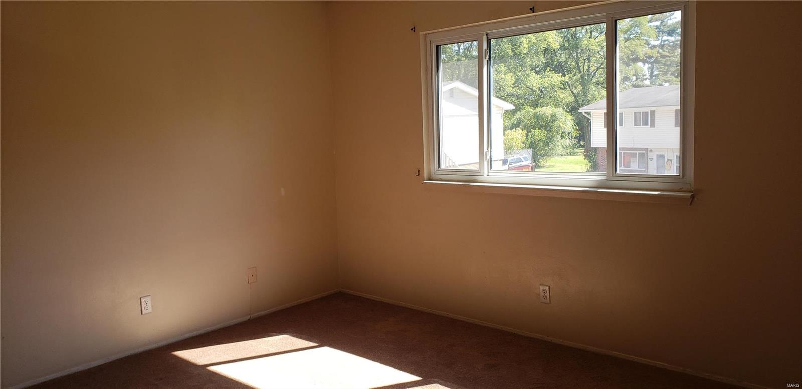 5310 Godfrey Road, Unit 40C Godfrey, IL 62035 - Photo 5 of 6 Gallery Image 5