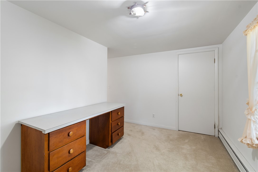 6592 Tuckahoe Road Williamson, NY 14589 - Photo 32 of 40 A second floor bedroom - need a home office? Here’s one!