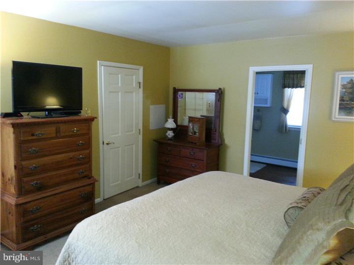 1172 Foxview Road Pottstown, PA 19465 - Photo 15 of 18 Bedroom - Main