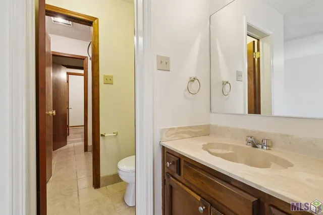 $140,000 | 923 Ridgepoint Court, Unit 923, Baton Rouge, LA 70810