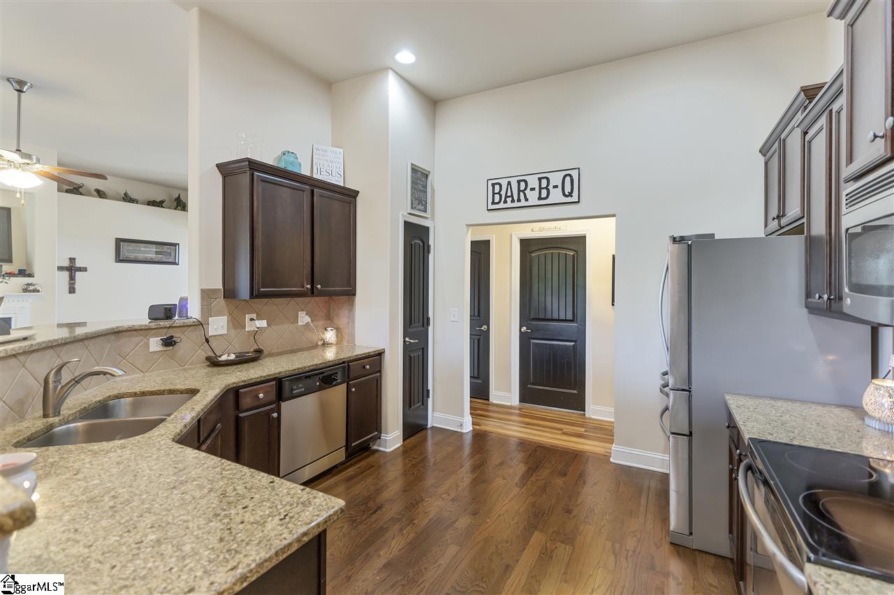 1016 Carlisle Place Anderson, SC 29621 - Photo 11 of 28 Gallery Image 11