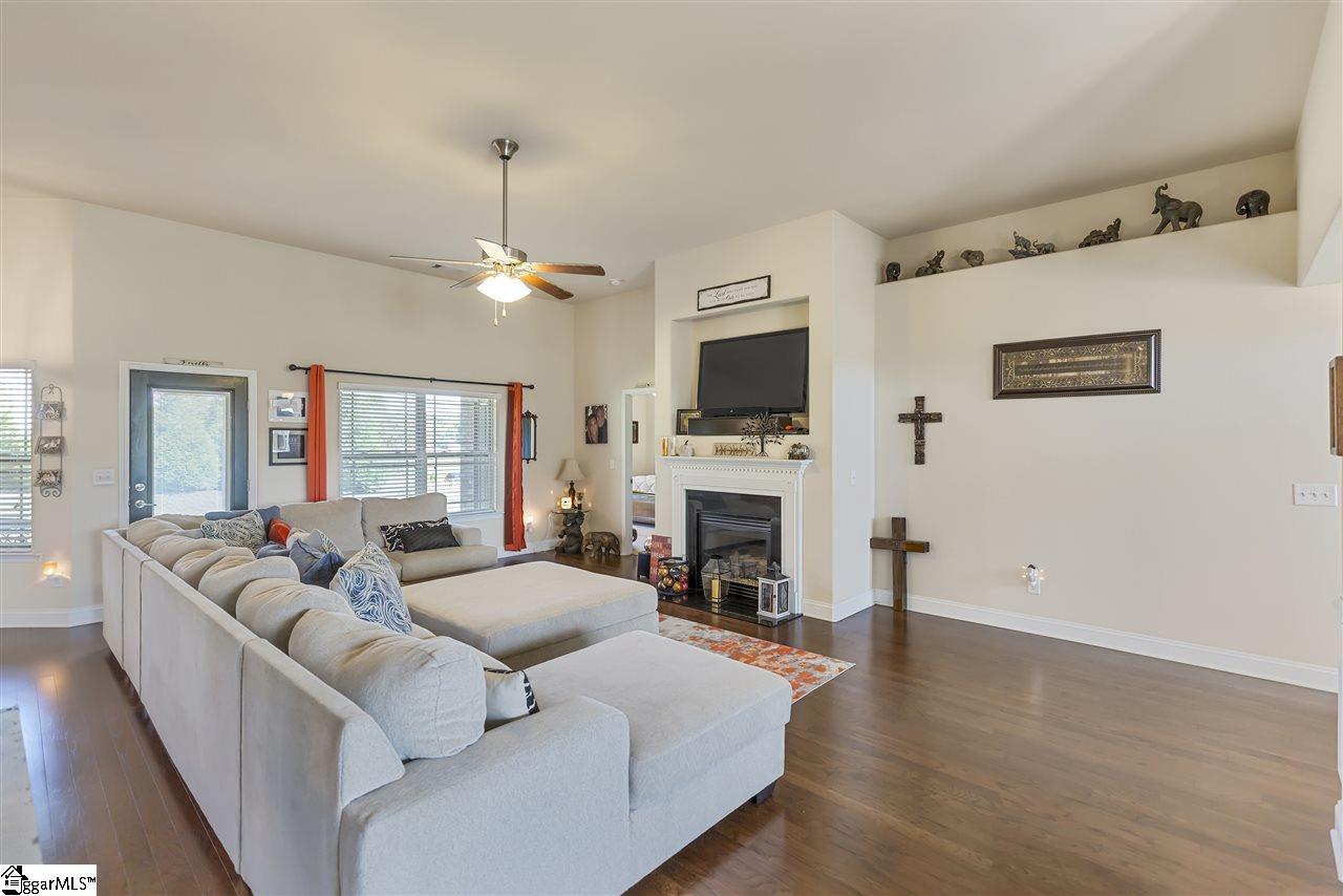 1016 Carlisle Place Anderson, SC 29621 - Photo 7 of 28 Gallery Image 7