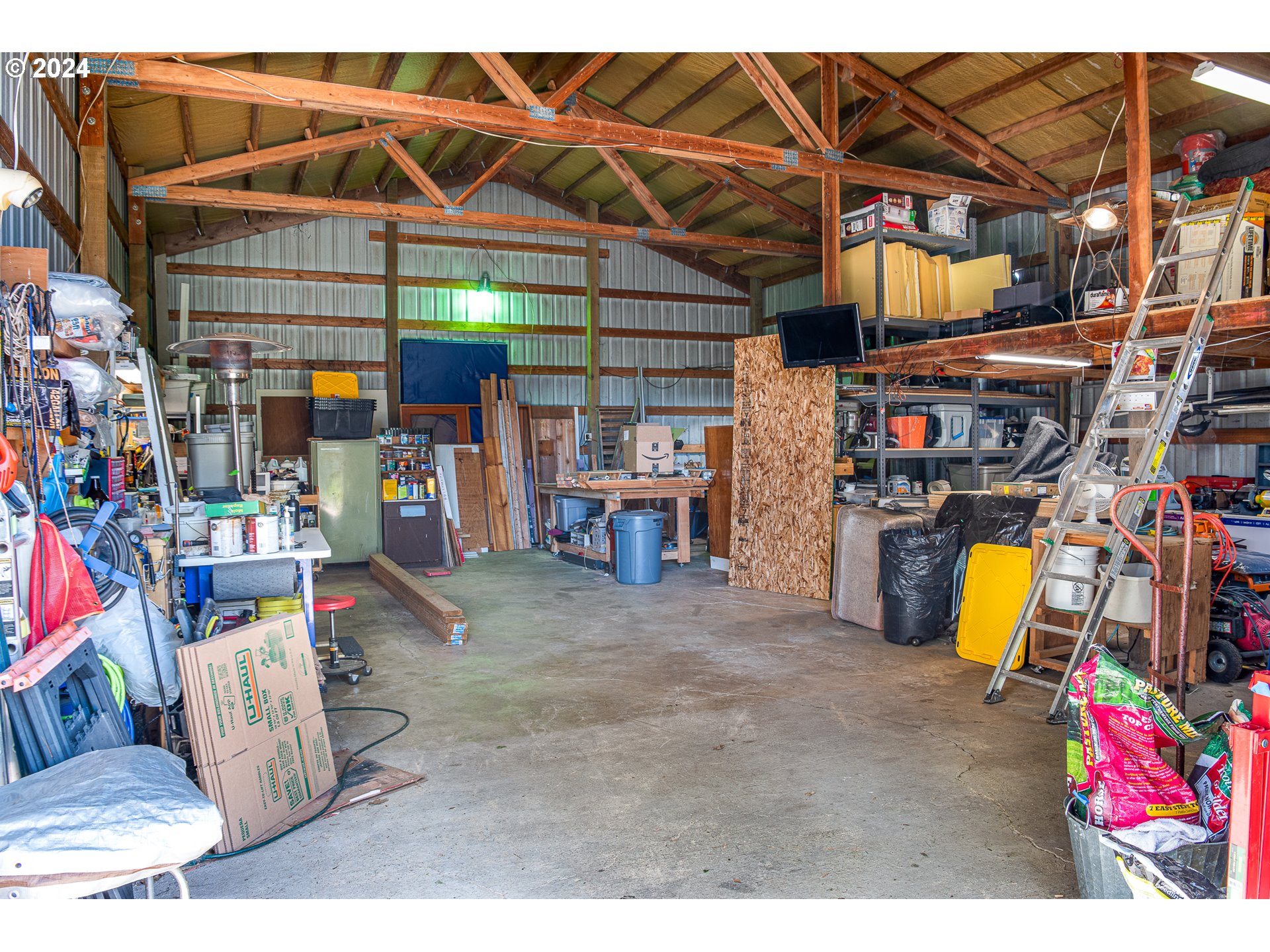 25683 Perkins Road Veneta, OR 97487 - Photo 34 of 41 Shop