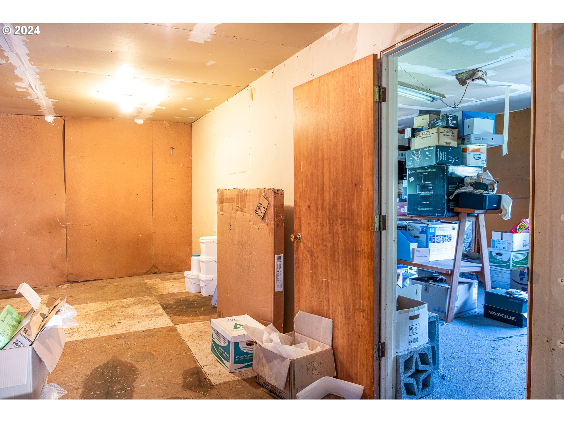 25683 Perkins Road Veneta, OR 97487 - Photo 38 of 41 Storage