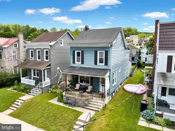 $250,000 | 28 Front Street, Mohnton, PA 19540