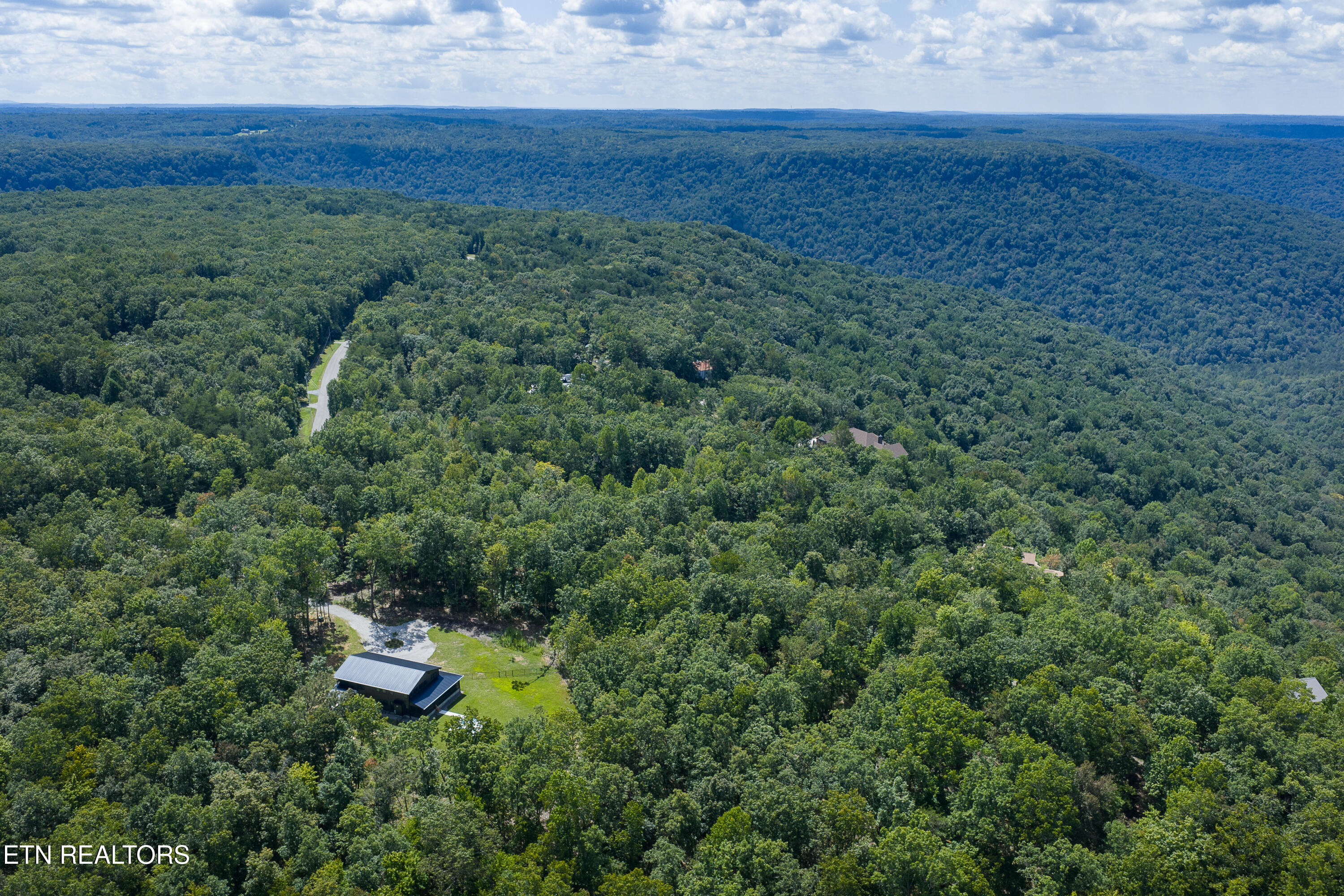 1532 East Overlook Road Monterey, TN 38574 - Photo 58 of 60 1532 E Overlook Rd-668