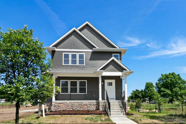 $569,900 | 2810 Big Bluestem Parkway, Fitchburg, WI 53711