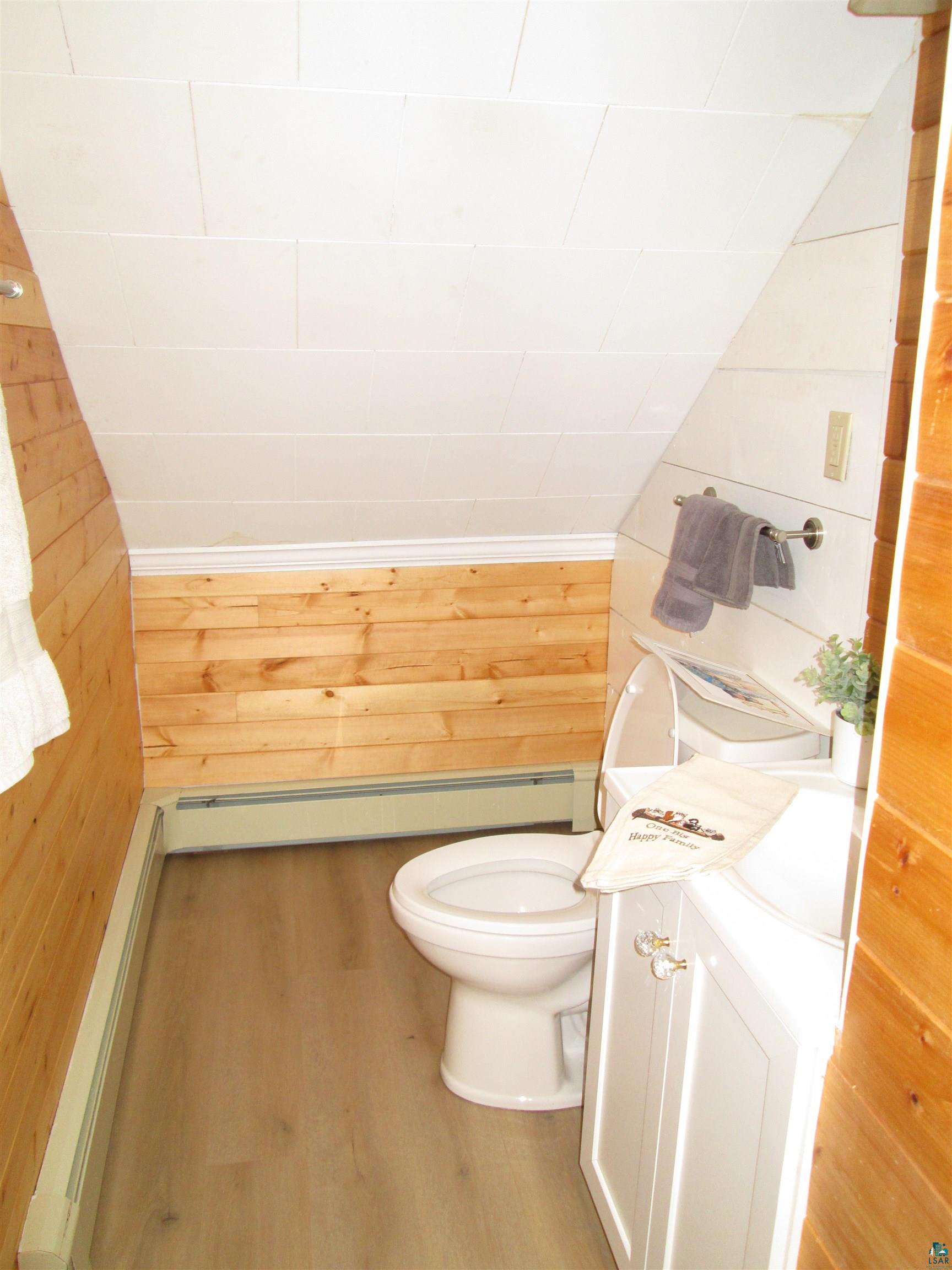 9255 East West Homestead Road Poplar, WI 54864 - Photo 19 of 48 2nd floor bathroom