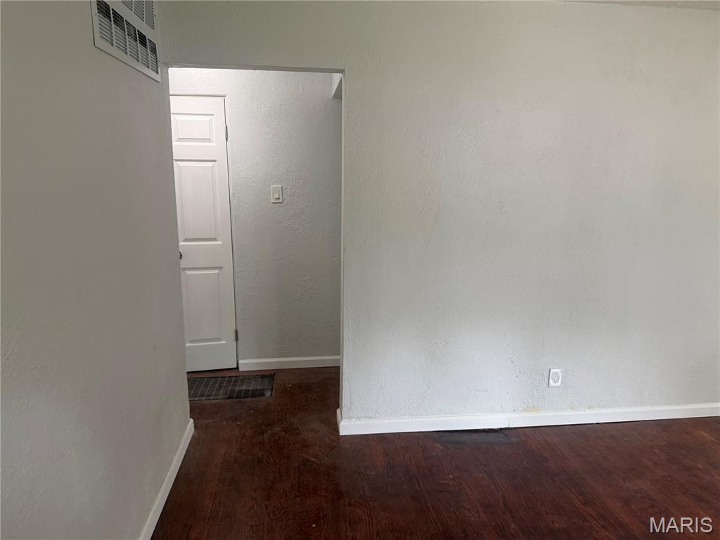 4705 Jordan Street St. Louis, MO 63121 - Photo 3 of 20