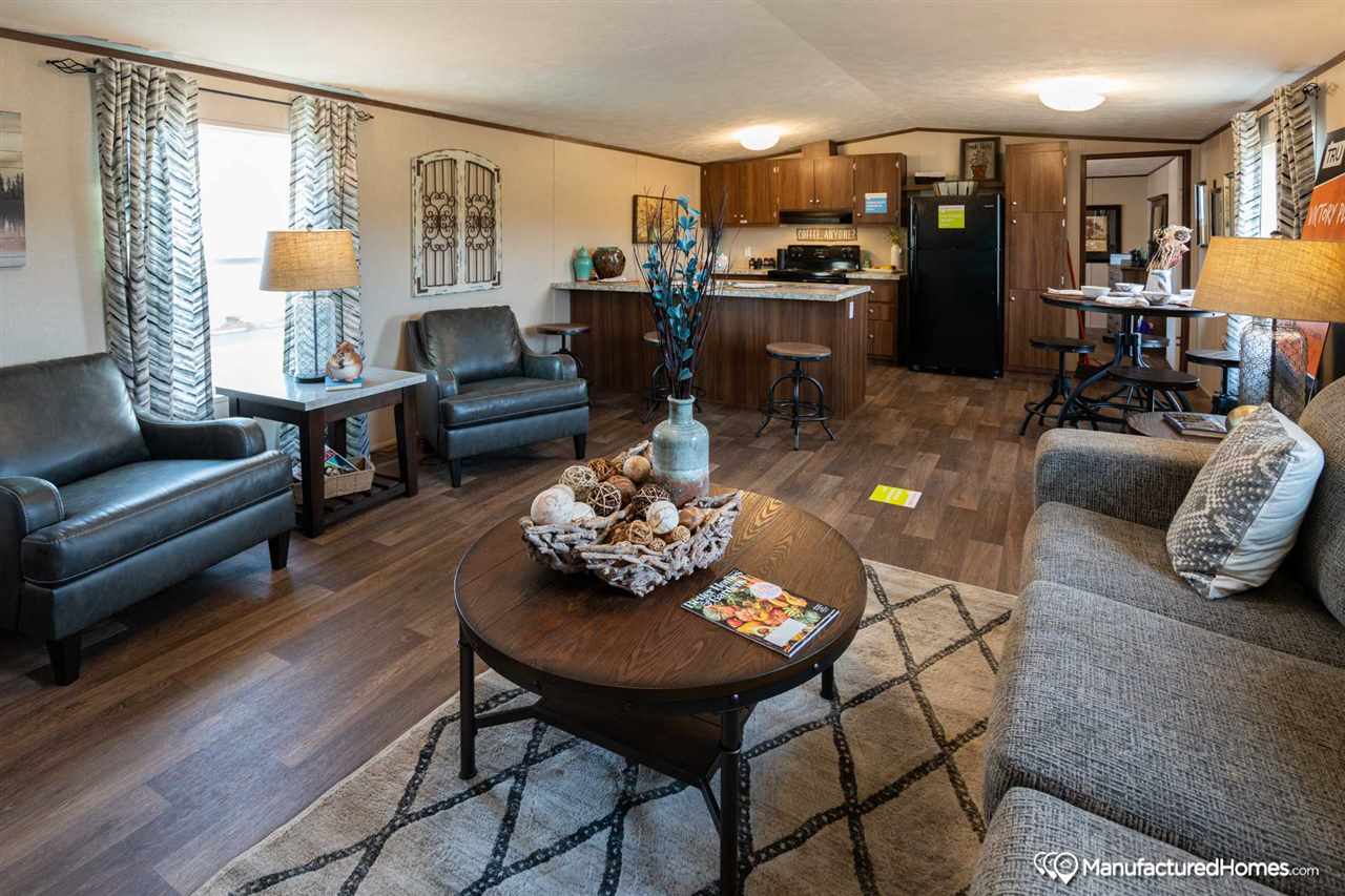 2526 Lakeview Point Road Quincy, FL 32351 - Photo 21 of 25