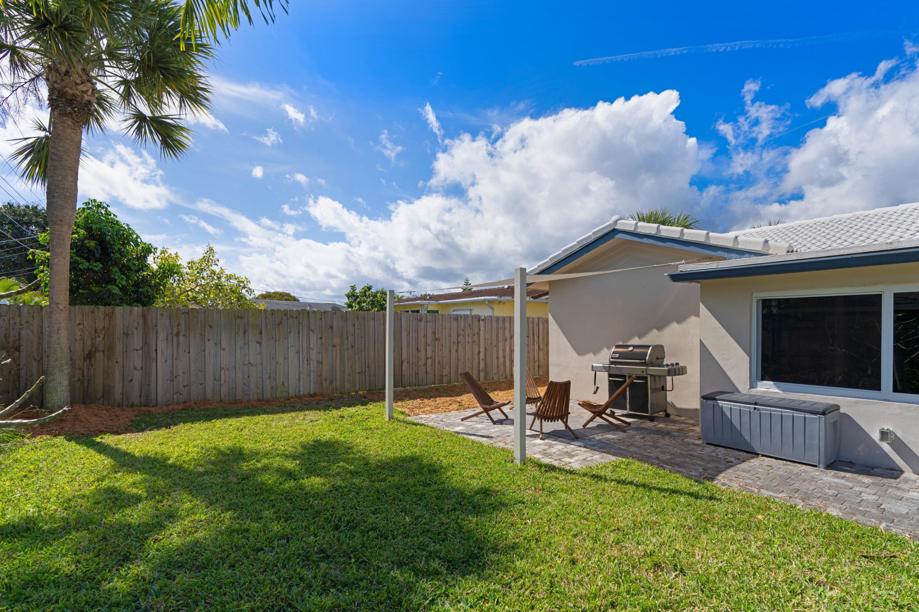 2240 Northeast 2nd Avenue Boca Raton, FL 33431 - Photo 17 of 30 Open Patio