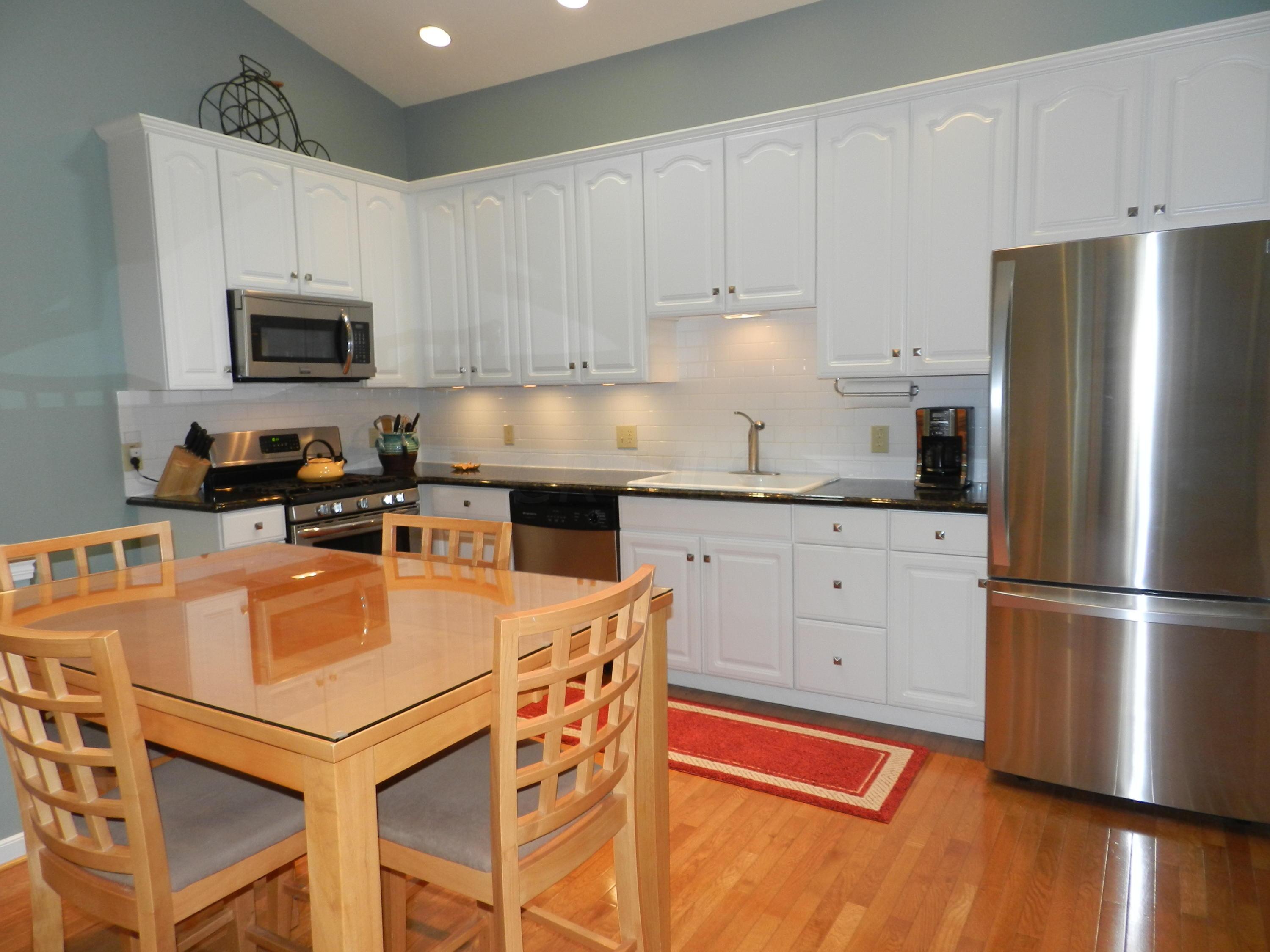 8341 Smoky Row Road Dublin, OH 43016 - Photo 5 of 42