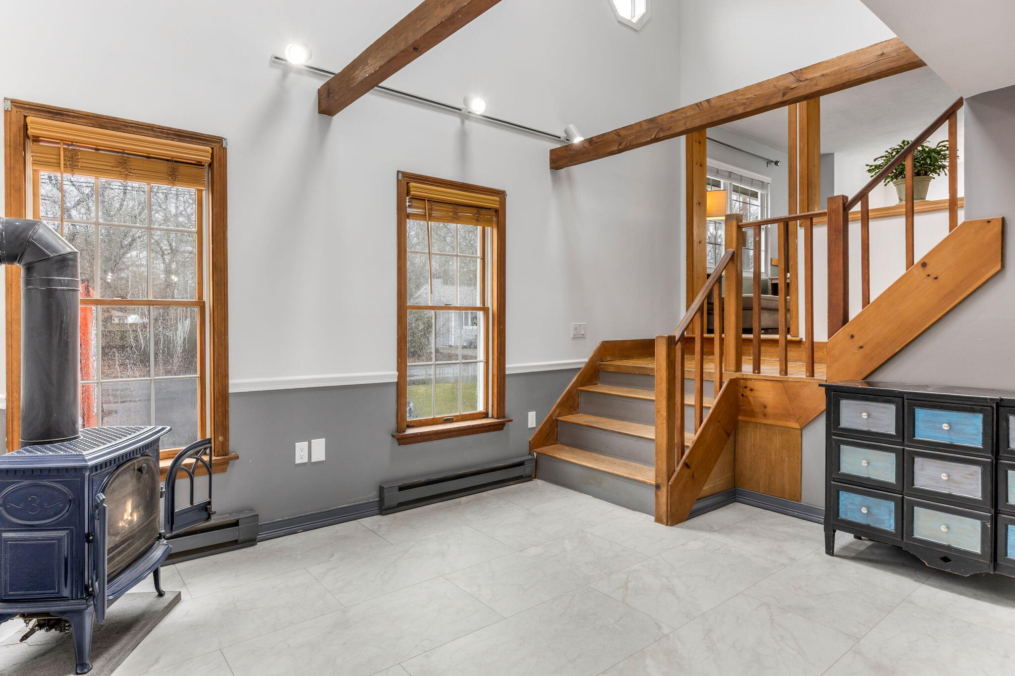 186 Walnut Street Hyannis, MA 02601 - Photo 11 of 27 Den