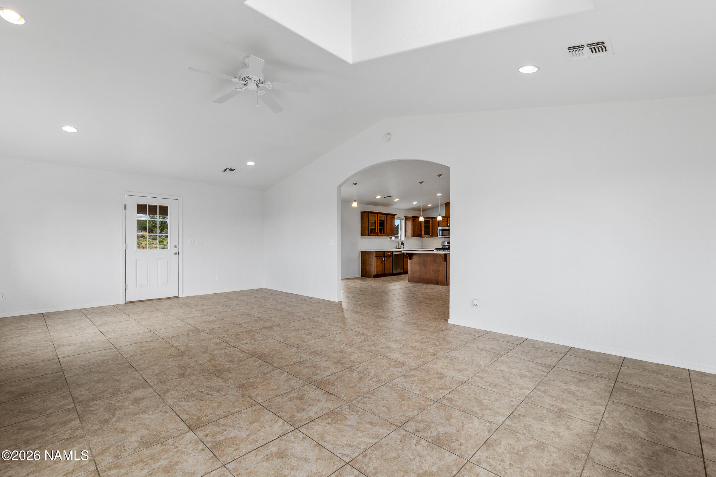 9748 North Aldrich Road Flagstaff, AZ 86004 - Photo 7 of 37 Living Room
