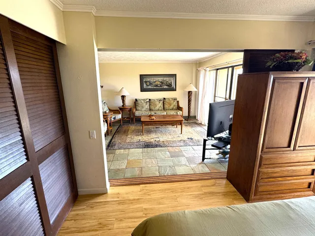 $319,000 | 50 Kepuhi Place, Unit 110, Maunaloa, HI 96770
