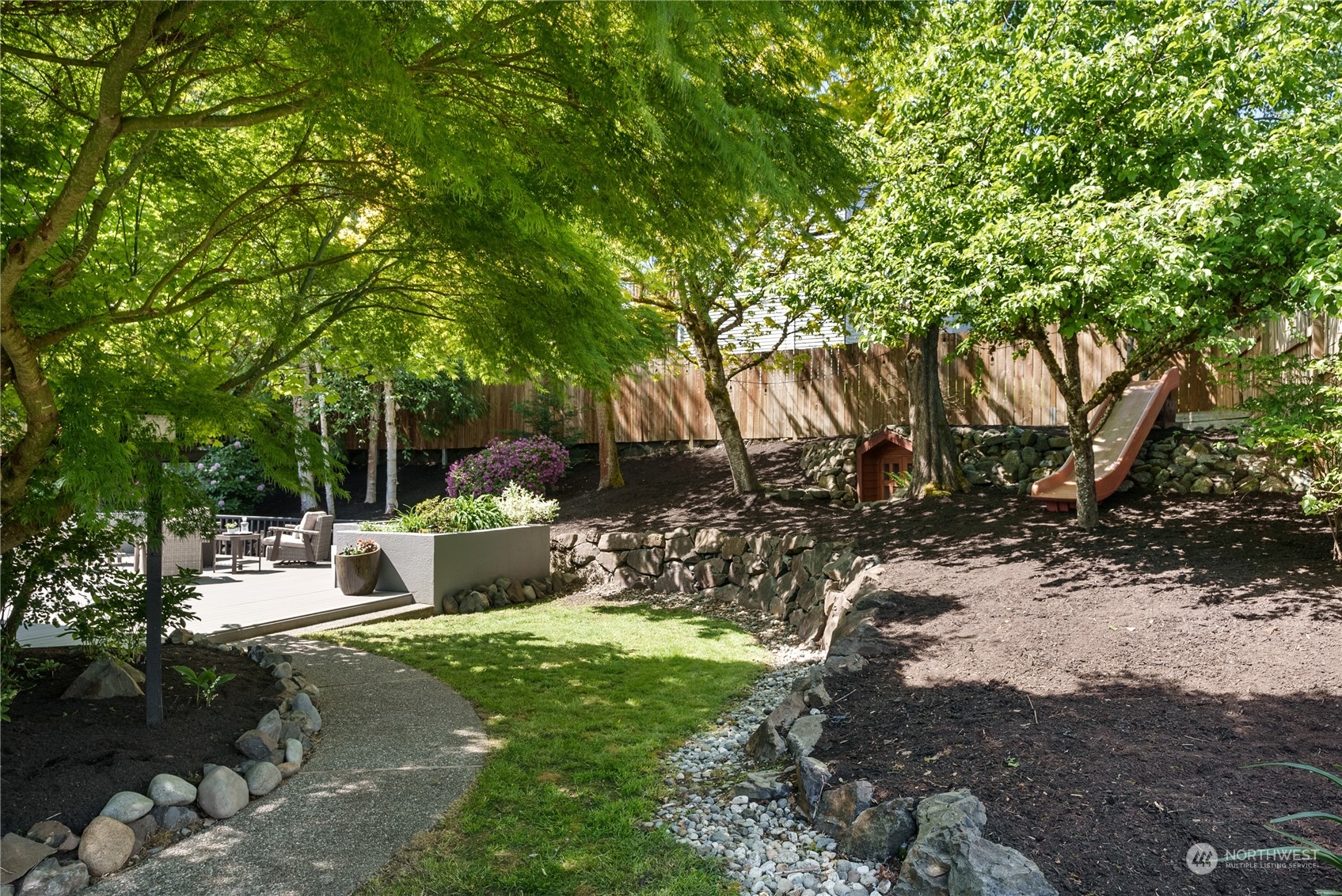 16520 4th Drive Southeast Bothell, WA 98012 - Photo 24 of 32 a view of yard with green space