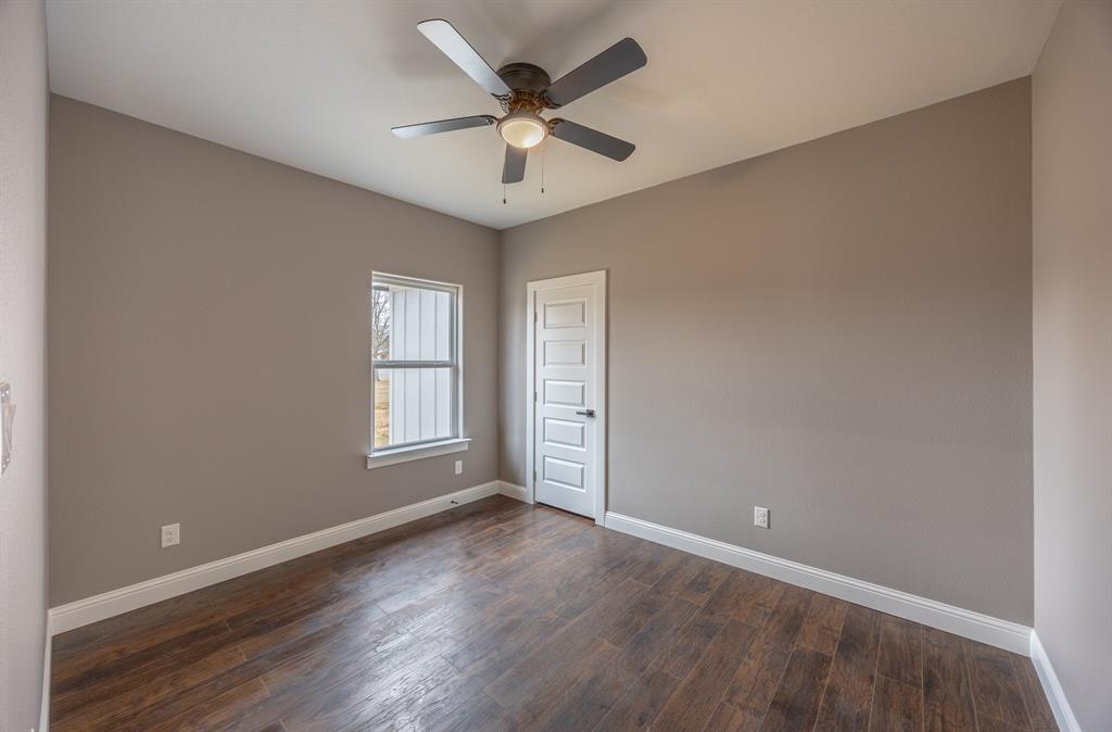 104 Mansfield Road Cleburne, TX 76031 - Photo 22 of 36