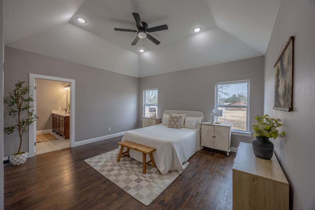 104 Mansfield Road Cleburne, TX 76031 - Photo 24 of 36