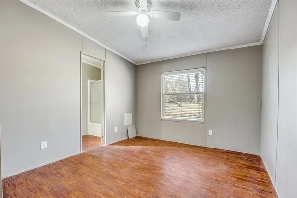 $265,000 | 42 Epsom Drive, Gordonville, TX 76245