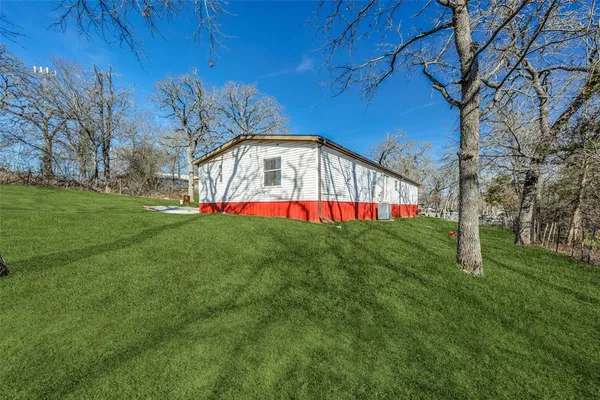 $265,000 | 42 Epsom Drive, Gordonville, TX 76245